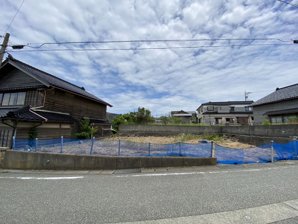 かほく市外日角　土地売出中