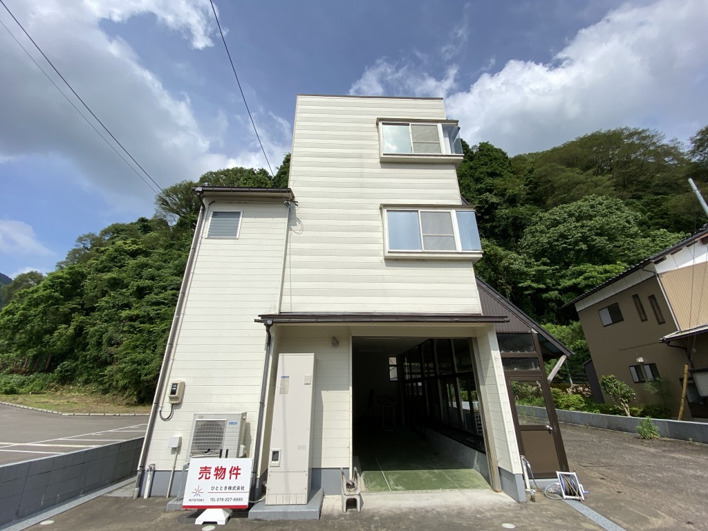 白山市鶴来今町　中古戸建