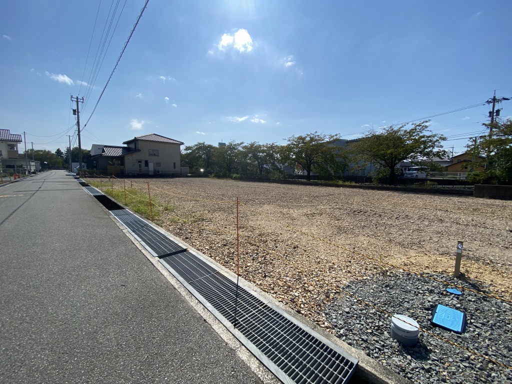 野々市市御経塚　土地引渡完了