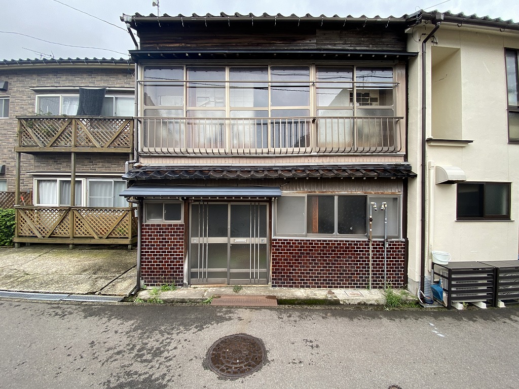 金沢市材木町　戸建