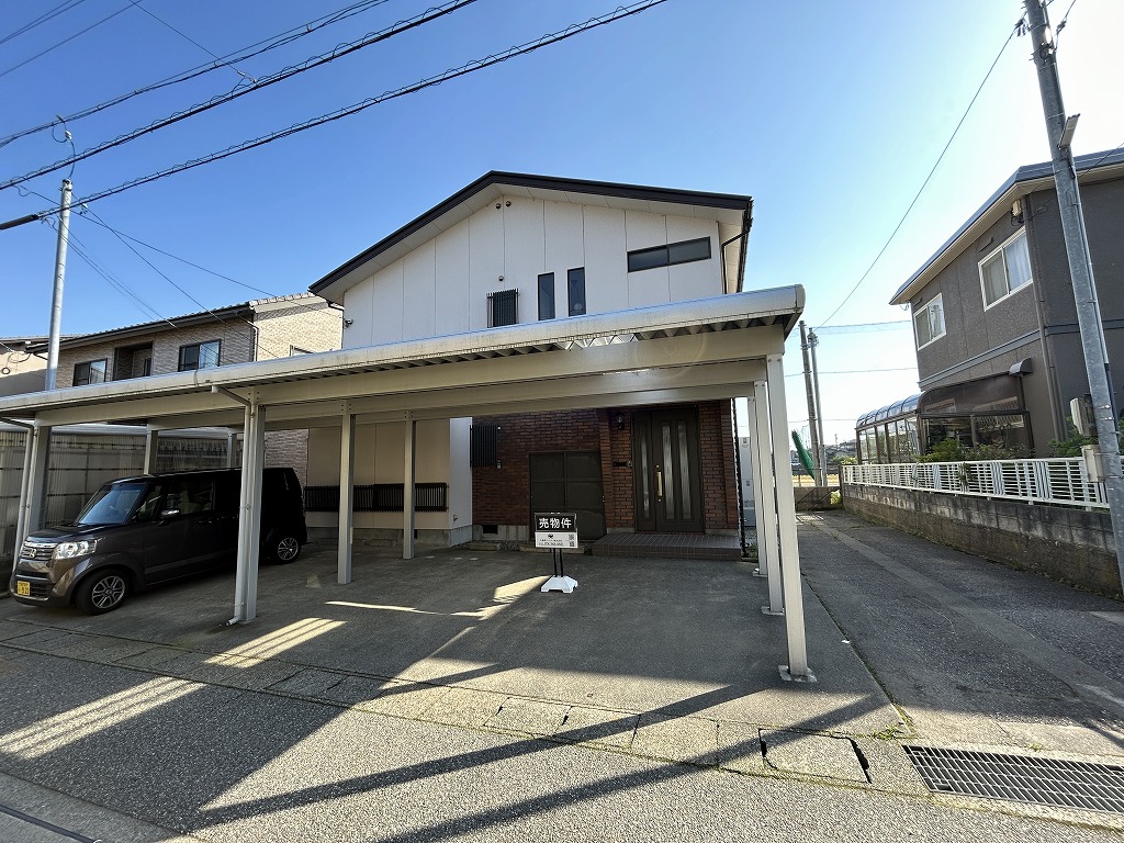 内灘町鶴ケ丘　中古戸建募集開始しました(^^)/