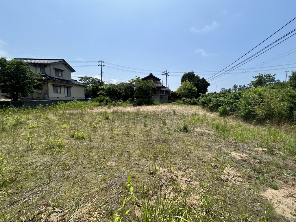 かほく市宇気　土地