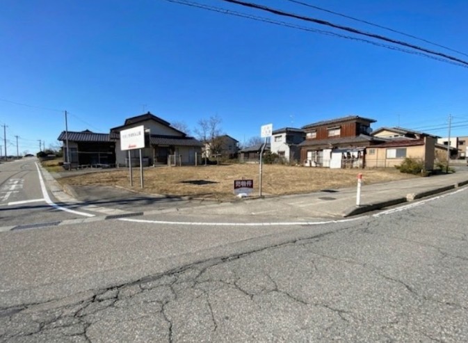 かほく市白尾ラ　土地