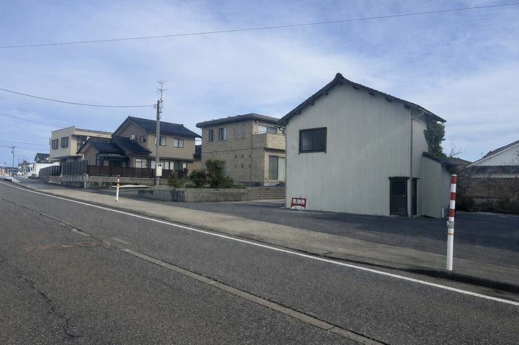 かほく市浜北ハ　土地