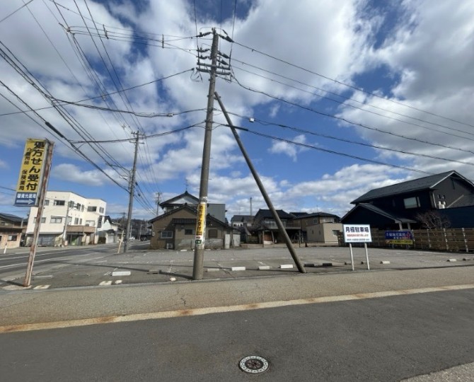 津幡町字津幡ロ　2区画土地