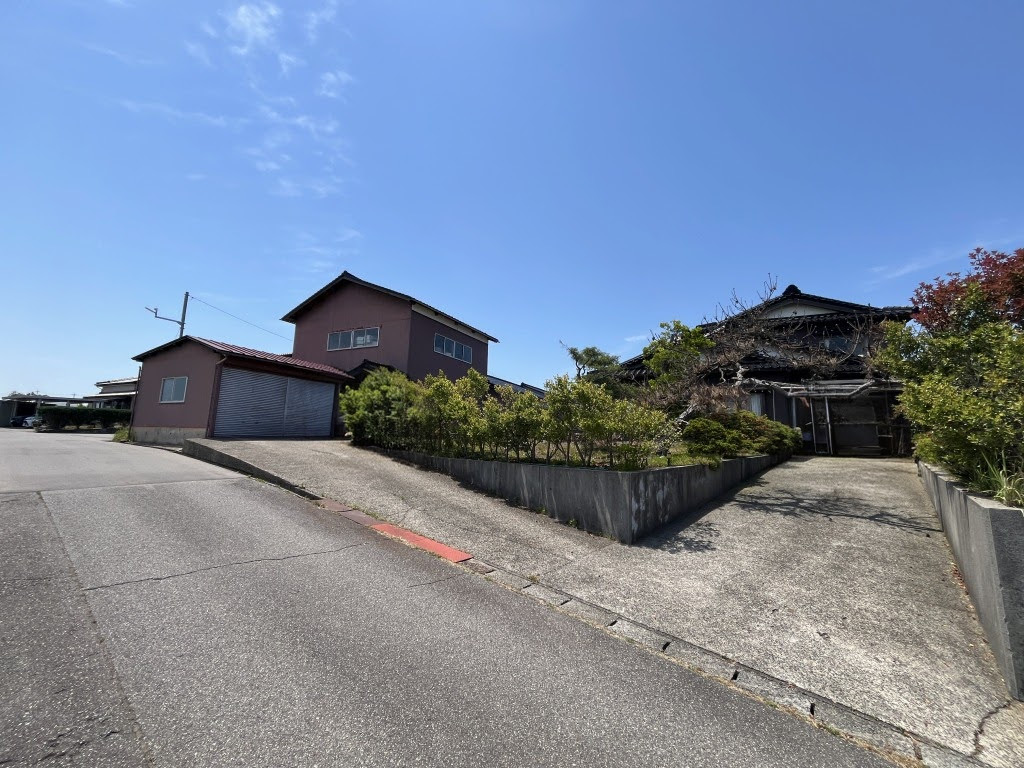 かほく市大崎北　土地